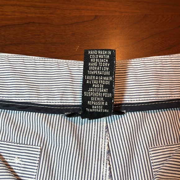 Julie Mitchell Striped Cargo Capris Chambray White Women’s Size 8 - Picture 8 of 13